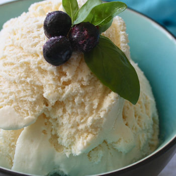 The perfect bowl to celebrate national ice cream month with